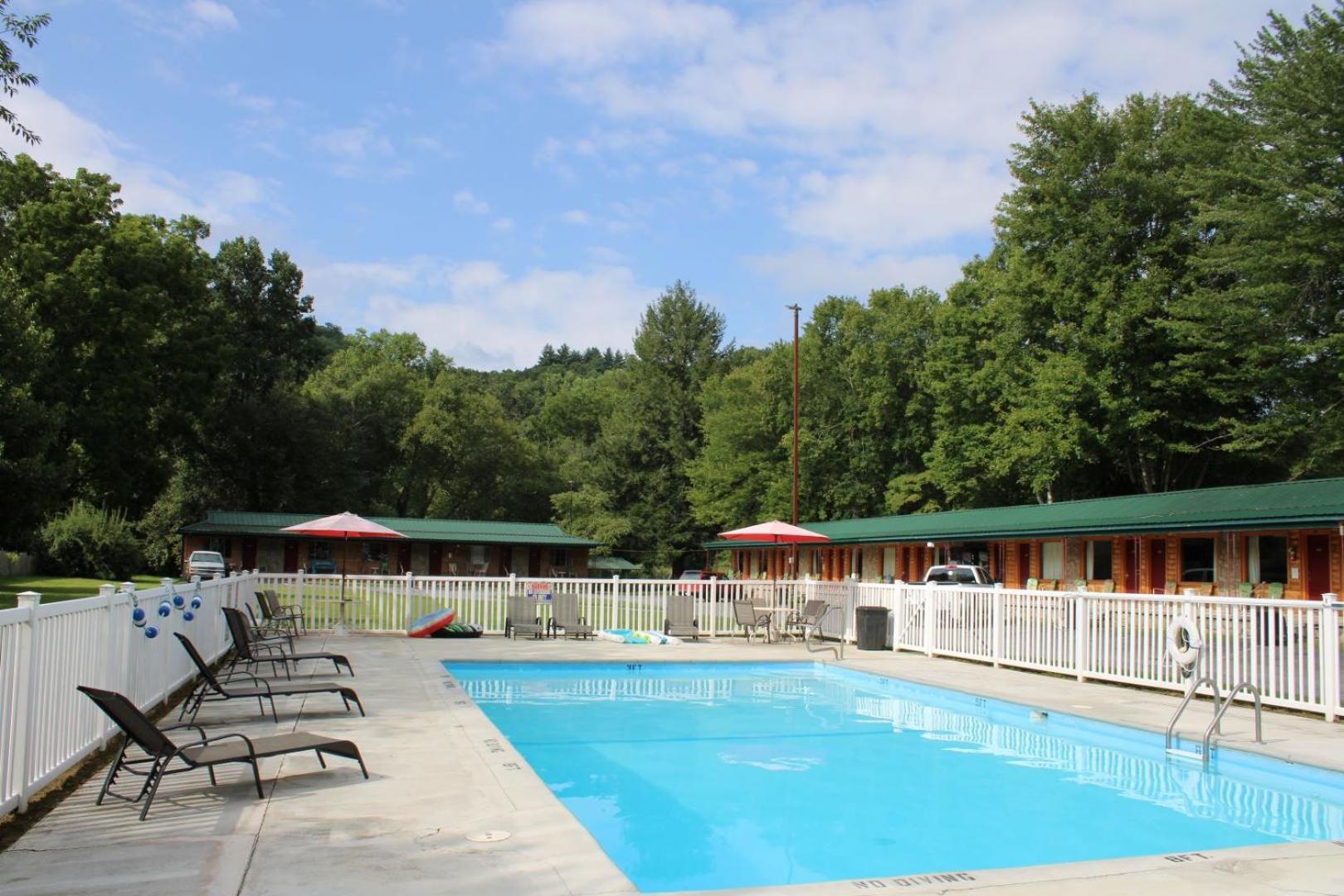 Two Rivers Lodge Bryson City Eksteriør bilde
