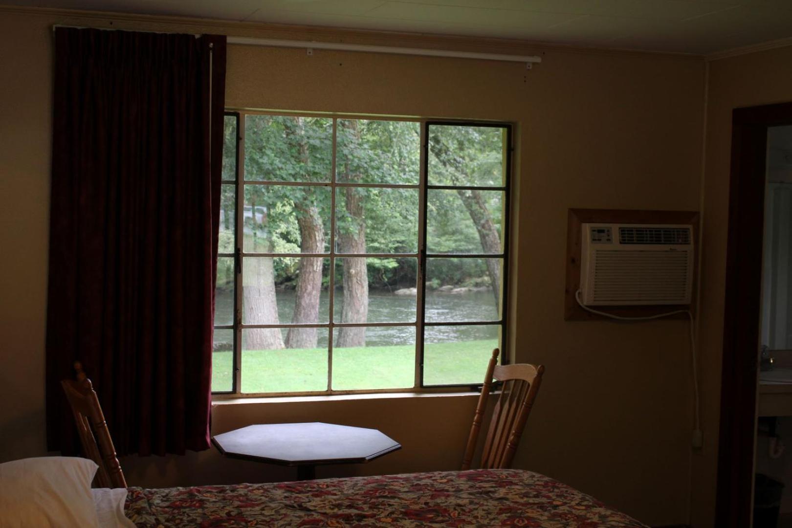 Two Rivers Lodge Bryson City Eksteriør bilde
