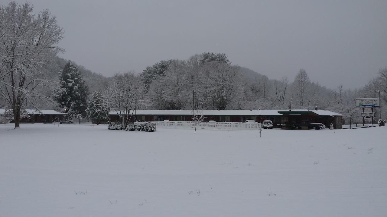 Two Rivers Lodge Bryson City Eksteriør bilde