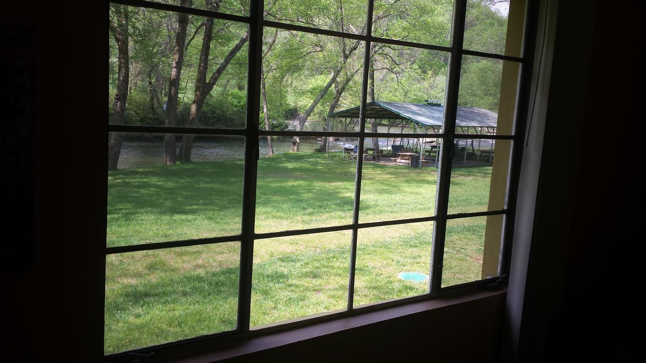 Two Rivers Lodge Bryson City Eksteriør bilde